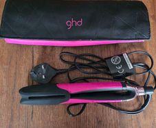 Platinum pink GHD