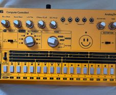 Behringer RD-6 AM Drum Machine