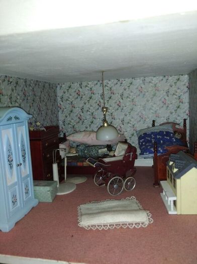 Doll house