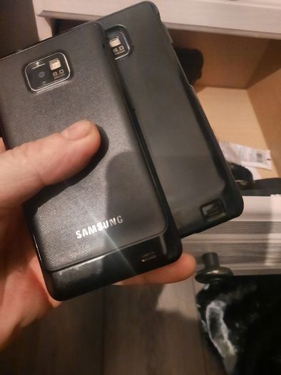 2x Samsung S2 Phones