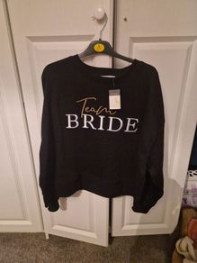 Team bride jumper