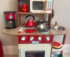 Gorgeous Kitchen bundle with all the accessories you need