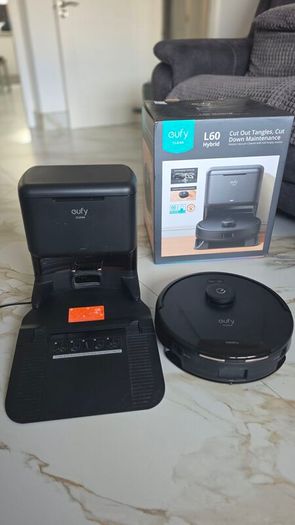 Eufy L60 Hybrid 2 in 1 Vaccum cleaner and Mop