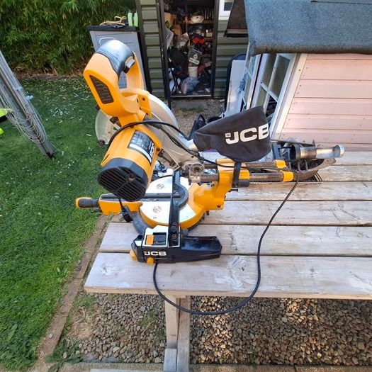 JCB Sliding Mitre Saw 210mm