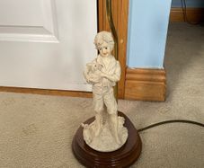 Table lamp