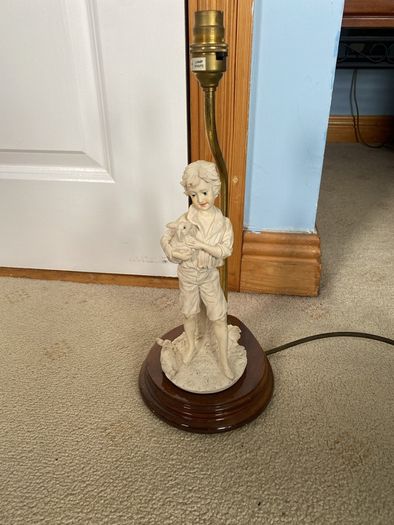 Table lamp