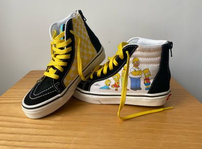 VANS Kids Sk8-Hi x The Simpsons Simpsons Family 1987-2020 UK Size 1.5