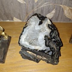 Black agate druzy