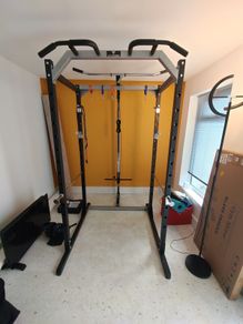 Power Rack + Lat pulldown