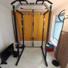 Power Rack + Lat pulldown
