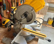 Dewalt Saw