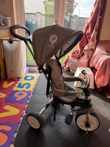 stroller
