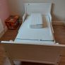 Child's bed Image 2