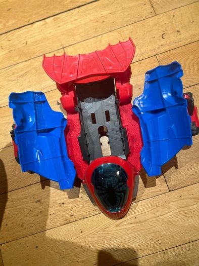 Spiderman Marvel Jetquarters Aeroplane