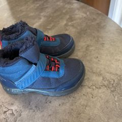 Kids Hiking shoes
