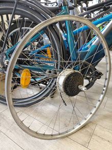 Elops rear wheel with motor
