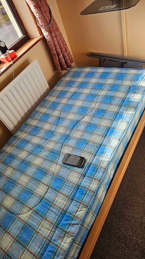 single bed