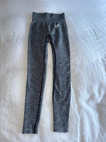 Women's Best Seamless Leggings in Grey - size small