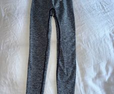 Women's Best Seamless Leggings in Grey - size small