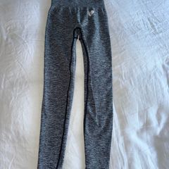 Women's Best Seamless Leggings in Grey - size small