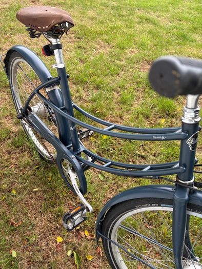 Beautiful Pashley Penny ladies bike.