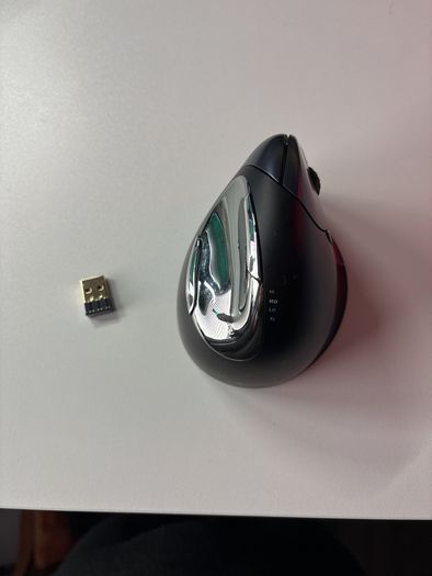 Evoluent Wireless Vertical Mouse