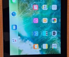 Apple iPad 4 (Old model)