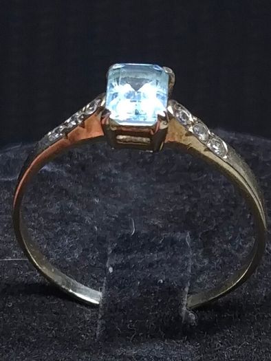 Vintage 9ct Gold London Hallmarked Blue Stone Ring Large Size