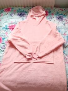 snuddie oversized blanket hoodie with pocket one size