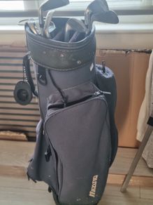 Golf clubs