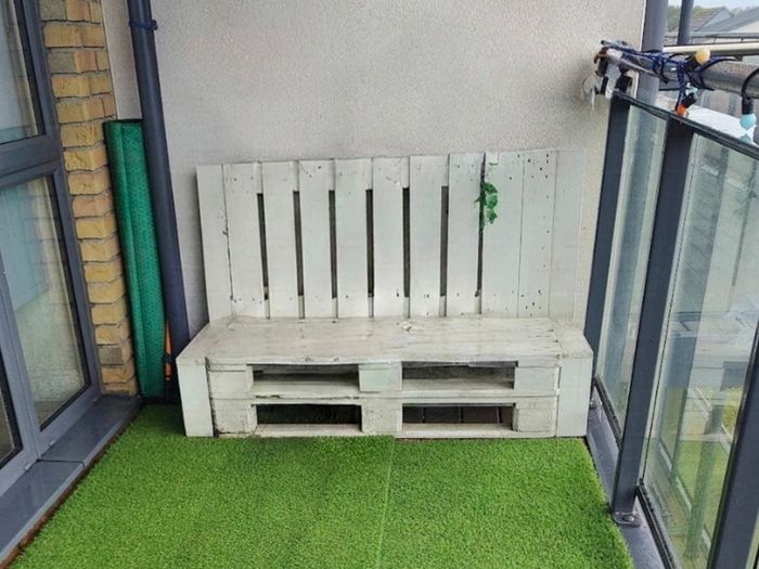 FREE Wooden Pallet Balcony Bench - Complete Patio Set Bundle (Dublin 13)
