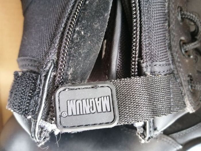 magnum boots