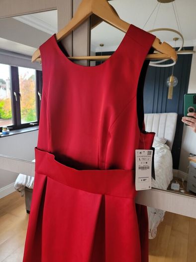 Stunning Red Zara Occasion Dress (New)