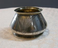Antique Victorian Hallmarked Silver Cauldron Salt, London 1873, Barnard Family, 41g