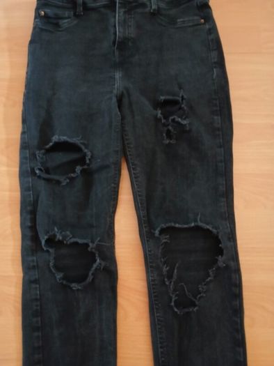 Black Ripped Jeans
