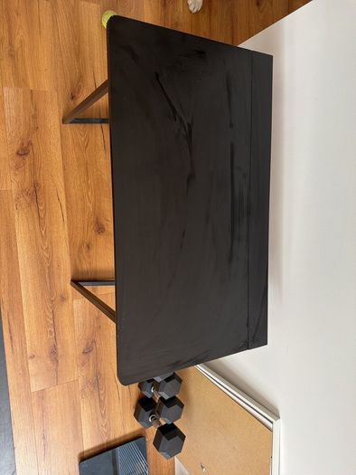 Foldable desk