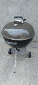 Weber Kettle 57 BBQ Charcoal Grill