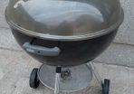 Weber Kettle 57 BBQ Charcoal Grill