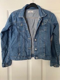 Large bundle of girls clothes