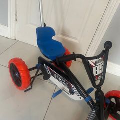 Berg Buzzy Nitro  2-in-1 go cart/bike with handle