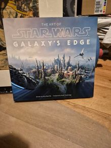 the art of star wars galaxy's edge.