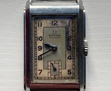Omega Art Deco Curved Tank (cal.T17) from approximately 1939