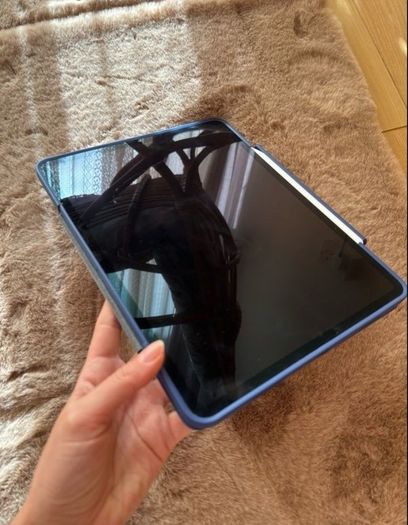 iPad Pro 12.9" 6th Gen 128 GB Wi-Fi
