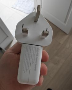 Apple 87W USB-C Macbook Pro & Air Power Adapter Charger With Plug A1719
