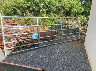 12 ft gate and Harris fence panels
