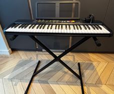 Yamaha Keyboard PSR-F52