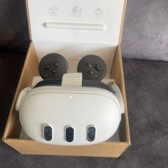 META Quest 3 Virtual Reality Headset - 512 GB + Carrier Case