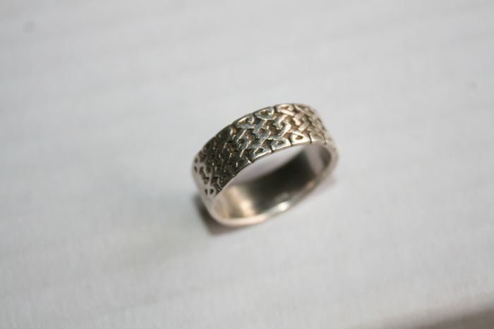 Vintage Sterling Silver 925 Irish Celtic Knot Band Ring