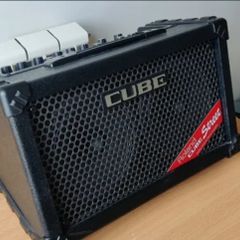 Roland Cube Street
