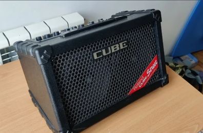 Roland Cube Street